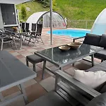 Freizeit *